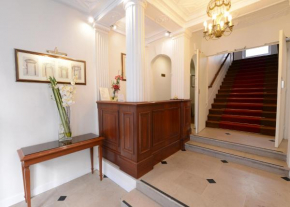 Гостиница Hotel Imperial Paris  Париж